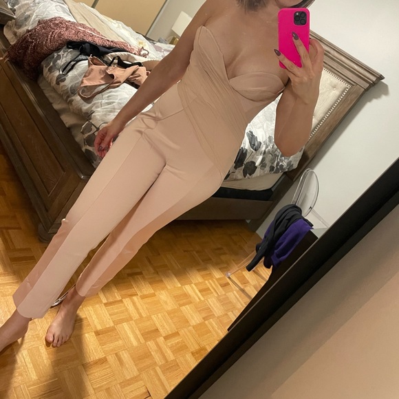 Blush satin jumpsuit - Picture 3 of 10